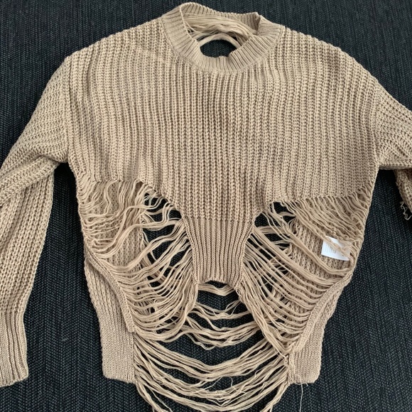 Sweaters - Distressed crop sweater